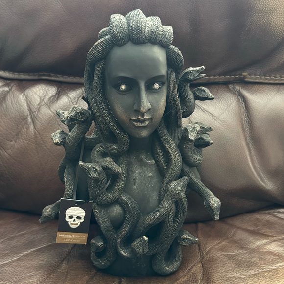 Midnight Fright Other - Medusa Bust Light Up Halloween Decor